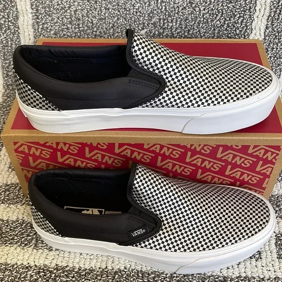 Vans Classic Slip-On Sparkle Check Black/True White WMNS sneakers-platforms - Picture 2 of 16